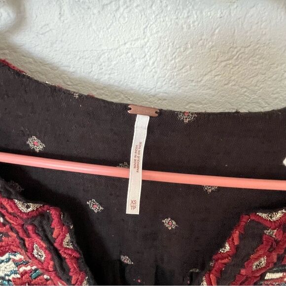 Free People Women's XS Embroidered Romper. - Picture 2 of 8